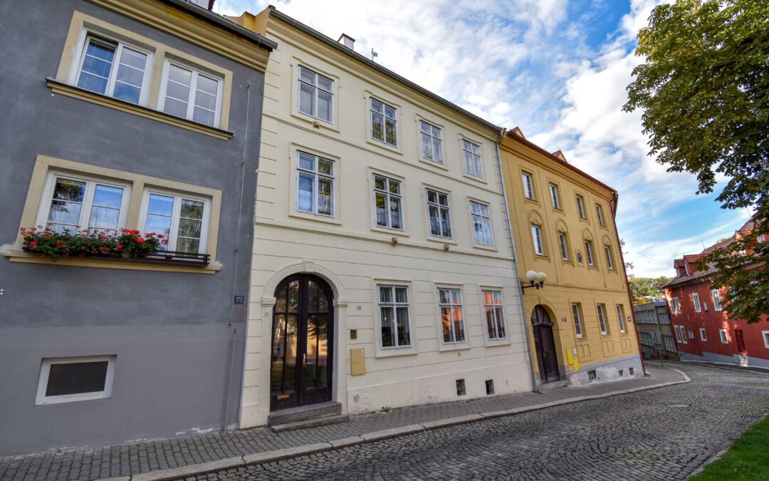 č. 1049:Činžovní dům – Jánské náměstí 12, ChebCena: 6 900 000 Kč